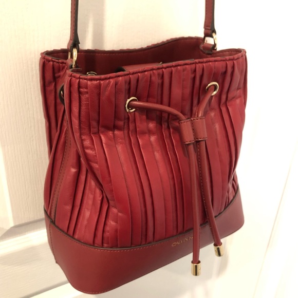 SOLD Red Calvin Klein Bucket Bag - Picture 3 of 7